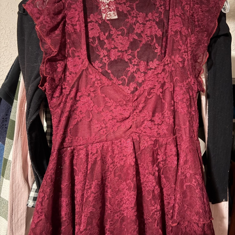 Women's Burgundy Lace Ruffled Fit-and-Flare Top